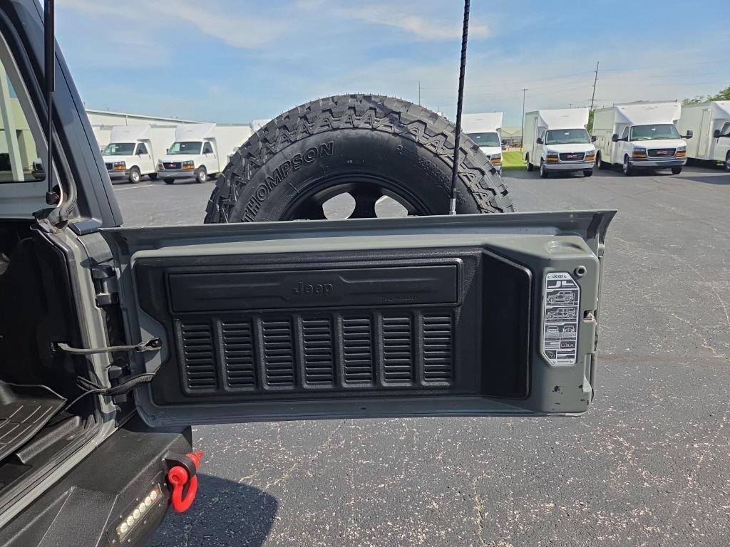 Used 2019 Jeep Wrangler Unlimited Sport S AWD/4WD image 30