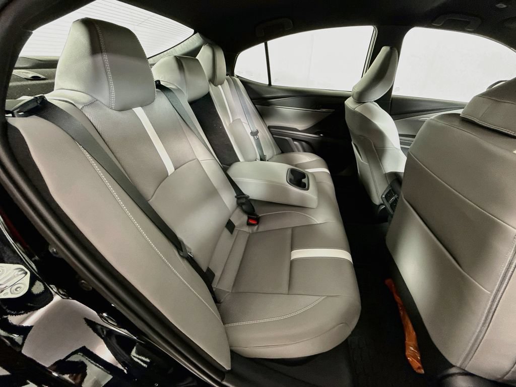 New 2026 Toyota Camry SE FWD image 24