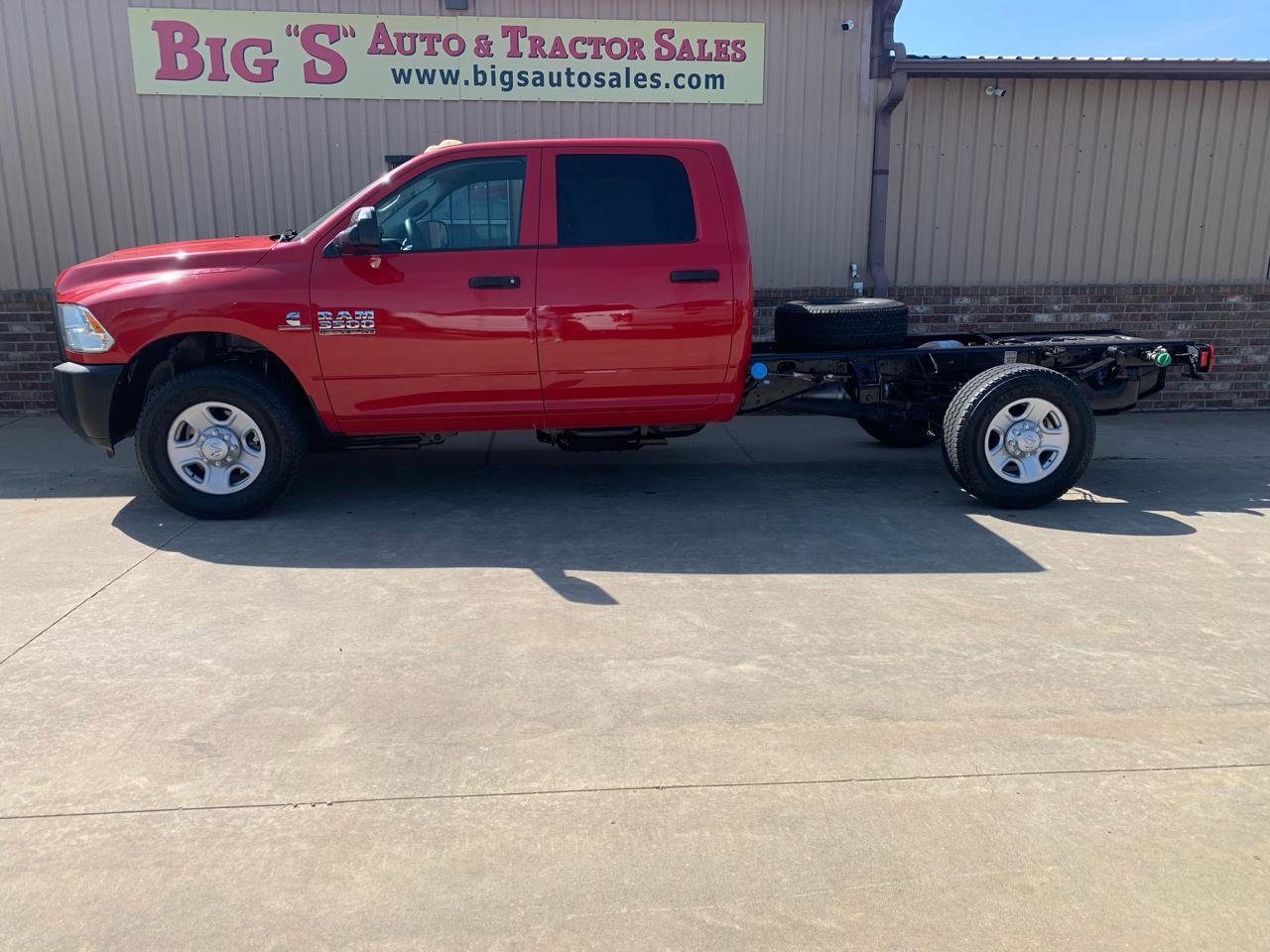 Used 2014 RAM 3500 Tradesman image 5