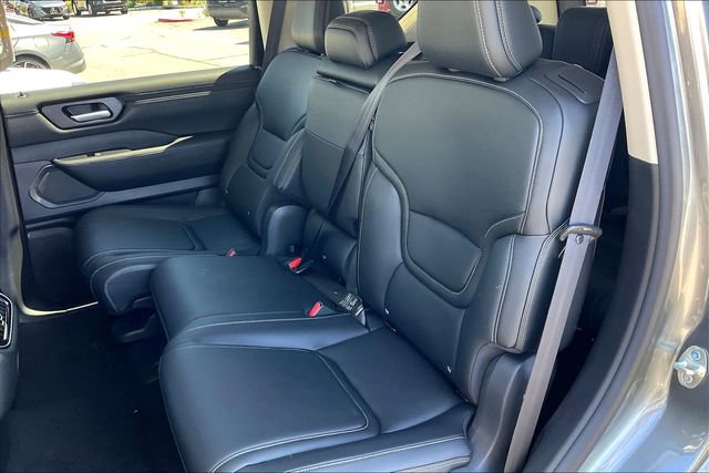 New 2026 Nissan Armada SV image 16