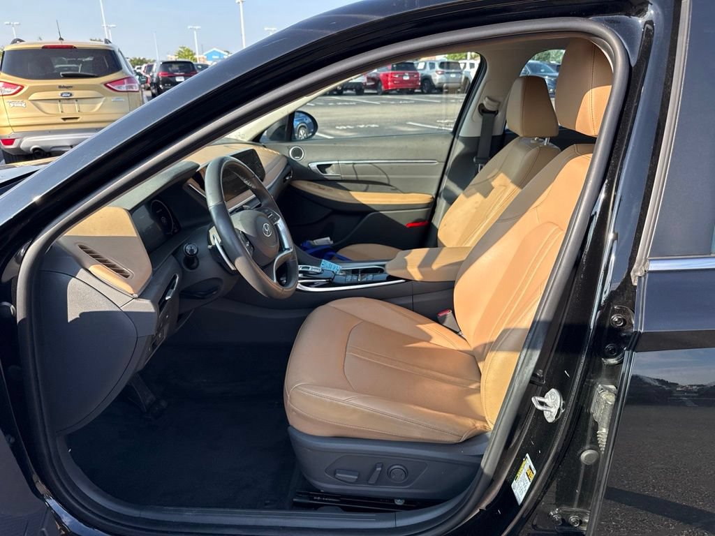 Used 2023 Hyundai Sonata Limited FWD image 15