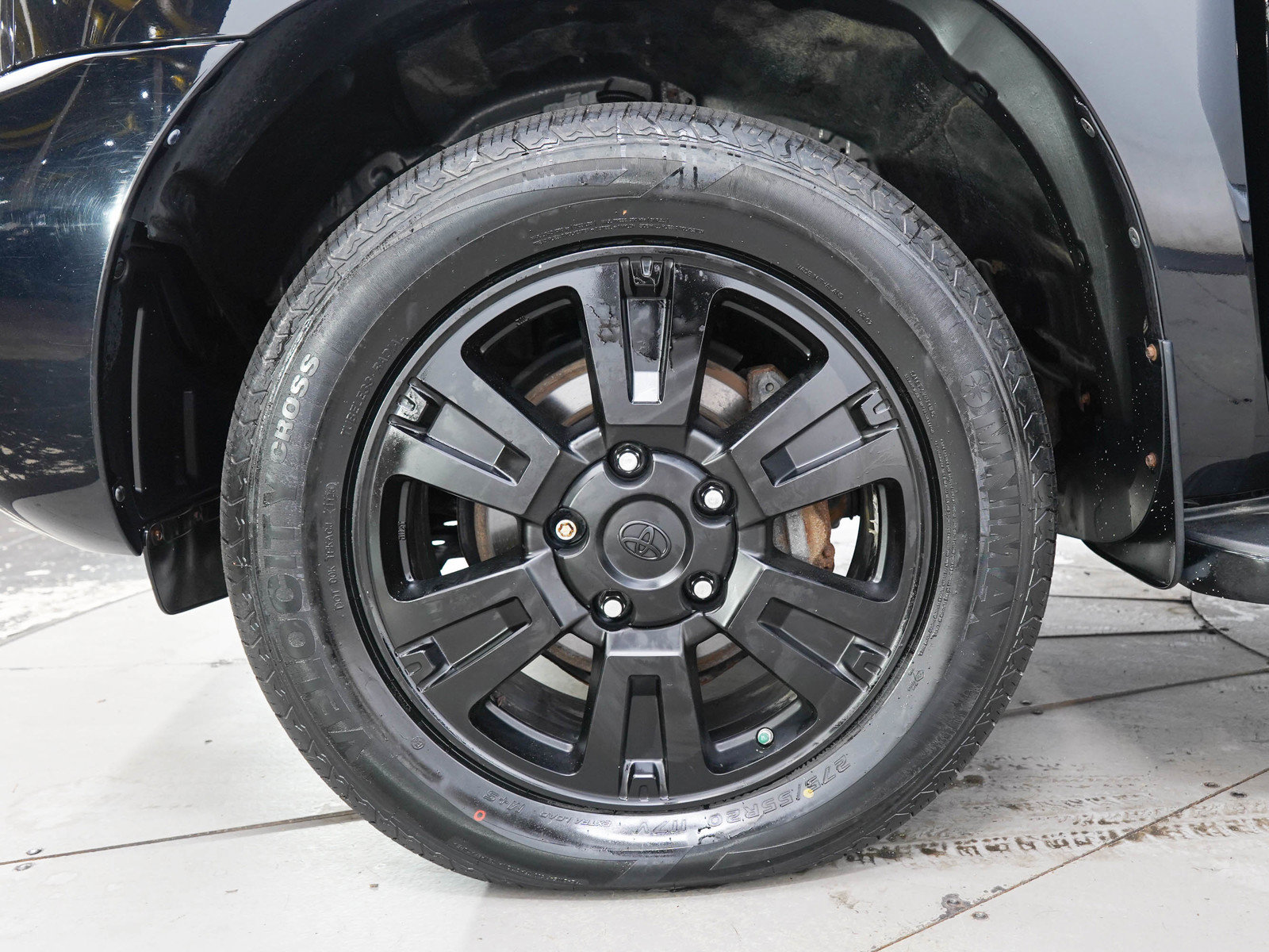 Used 2019 Toyota Sequoia Platinum AWD/4WD image 36