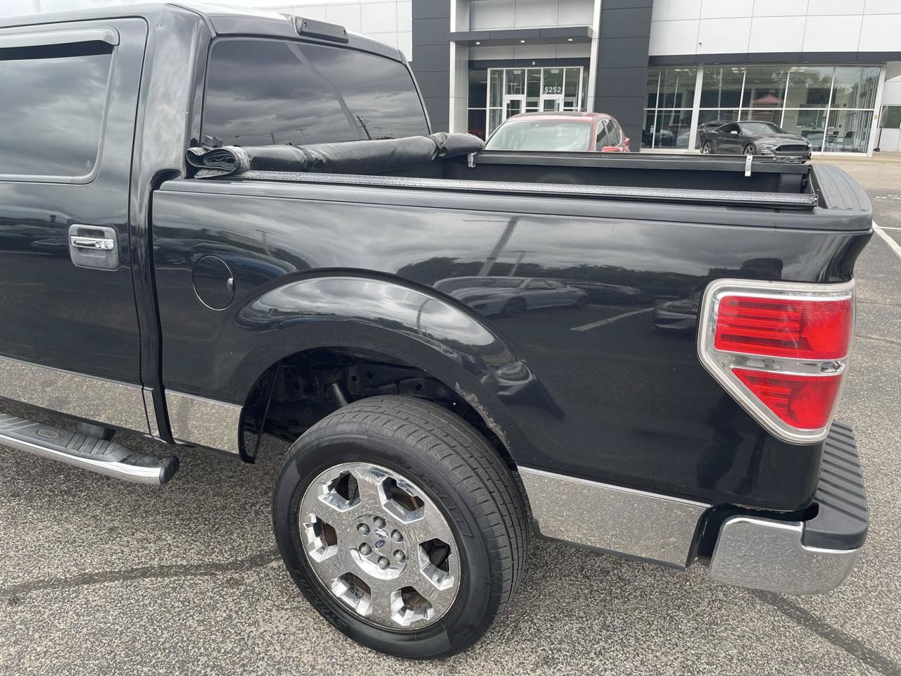 Used 2012 Ford F150 XLT w/ XTR Pkg AWD/4WD image 13