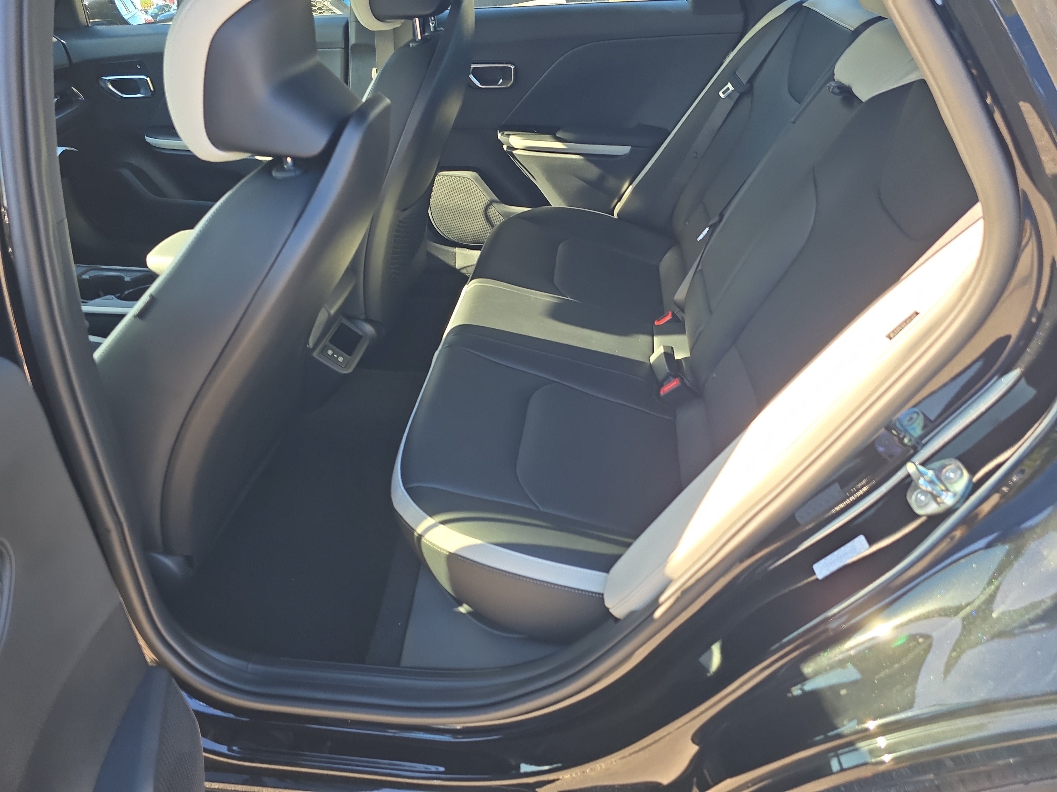 New 2027 Kia K4 GT-Line FWD image 15