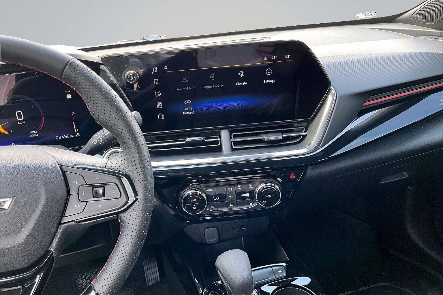 Used 2025 Chevrolet Trax RS w/ Driver Confidence Package FWD image 7