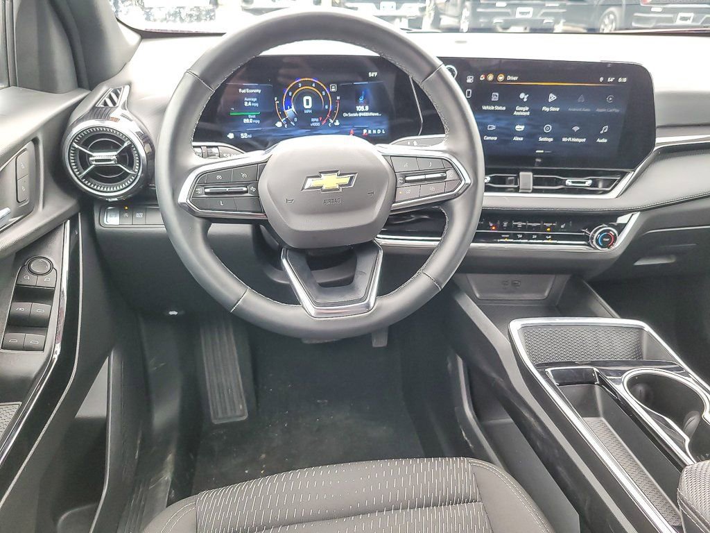 Certified 2025 Chevrolet Equinox LT w/ Safety and Technology Package image 9