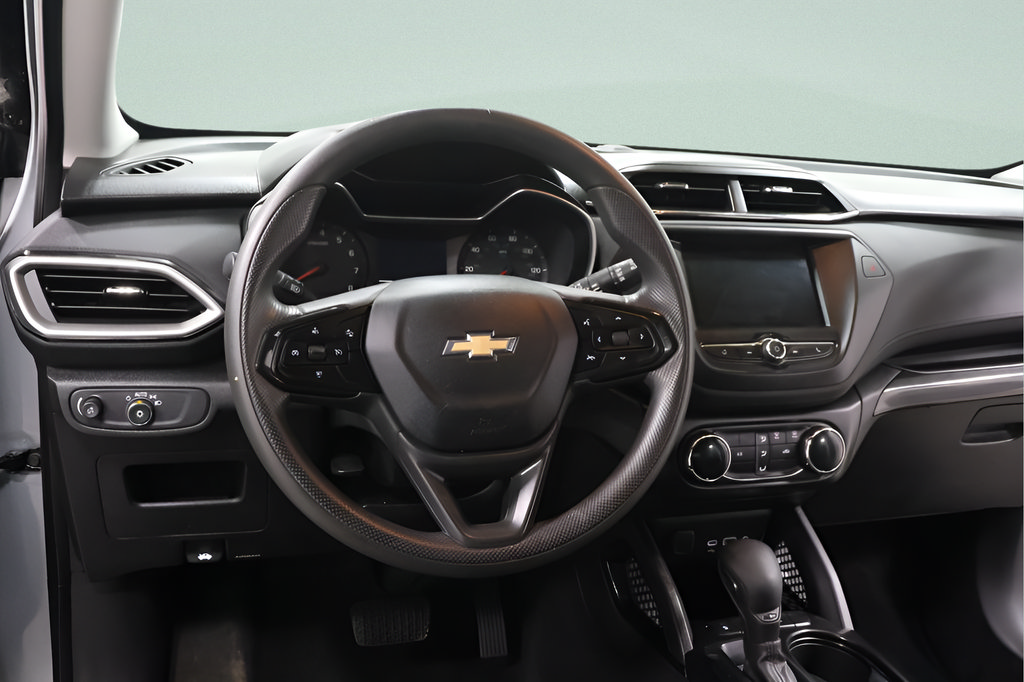 Used 2023 Chevrolet TrailBlazer LS FWD image 8