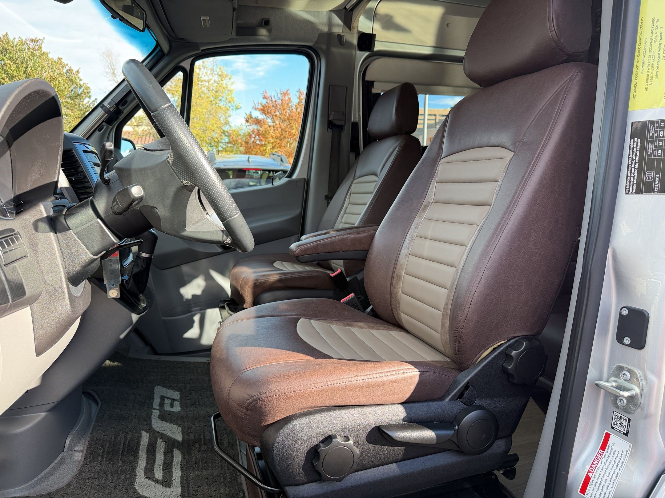 Used 2018 Mercedes-Benz Sprinter 3500 image 5