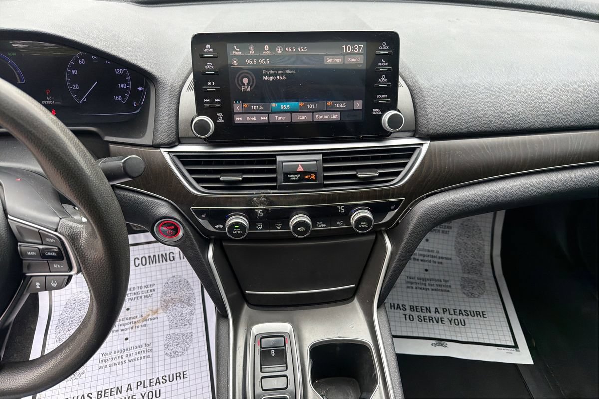 Used 2018 Honda Accord EX image 13