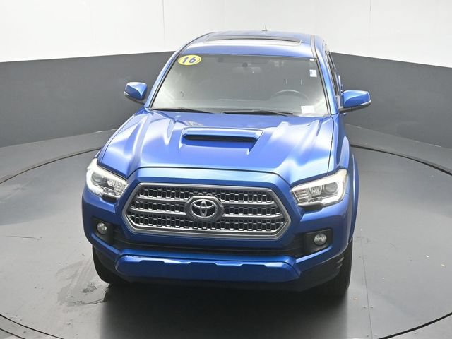 Used 2016 Toyota Tacoma TRD Sport w/ Premium & Technology Package RWD image 42