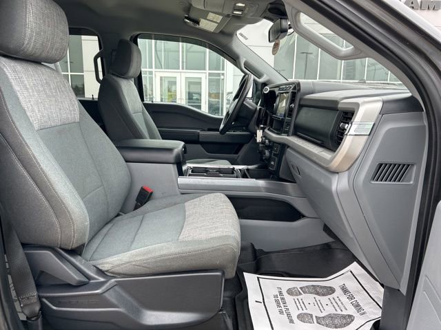 Used 2023 Ford F250 XLT AWD/4WD image 20