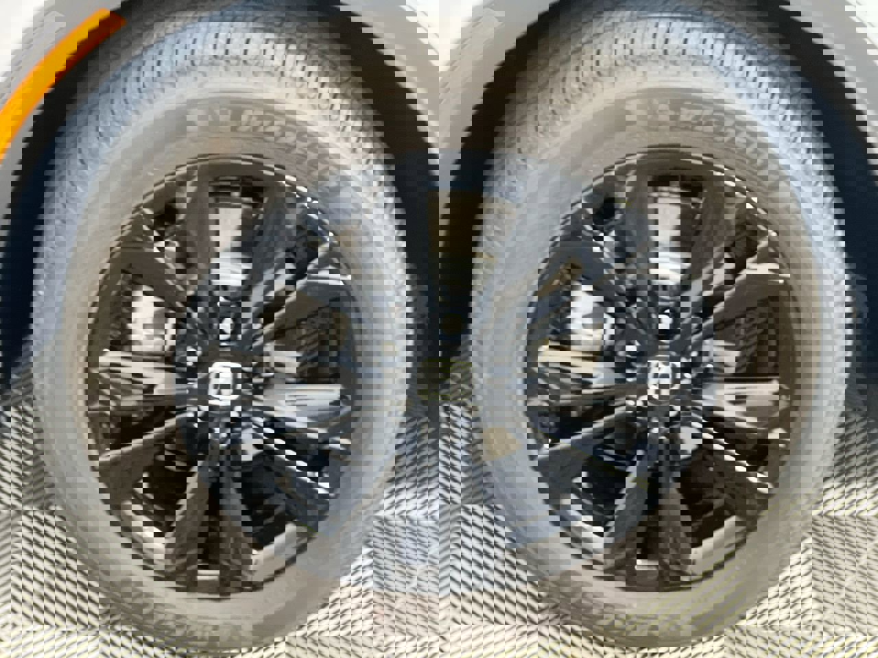 Used 2025 Honda CR-V Sport Touring image 11