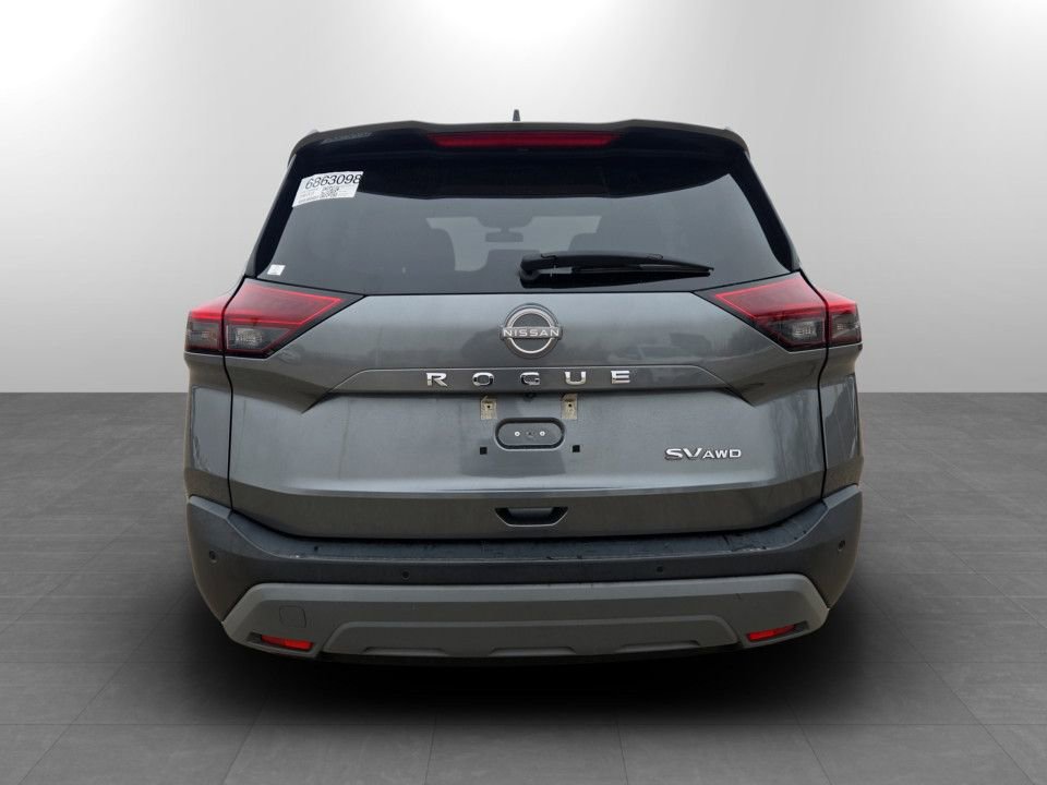 Used 2023 Nissan Rogue SV image 7