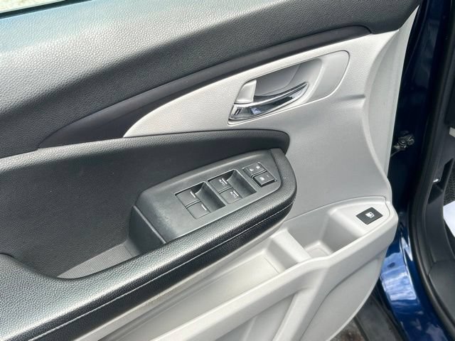 Used 2017 Honda Ridgeline RTL-T image 23