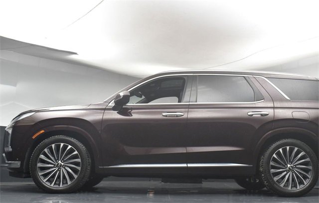 Used 2023 Hyundai Palisade Calligraphy w/ Cargo Package image 34