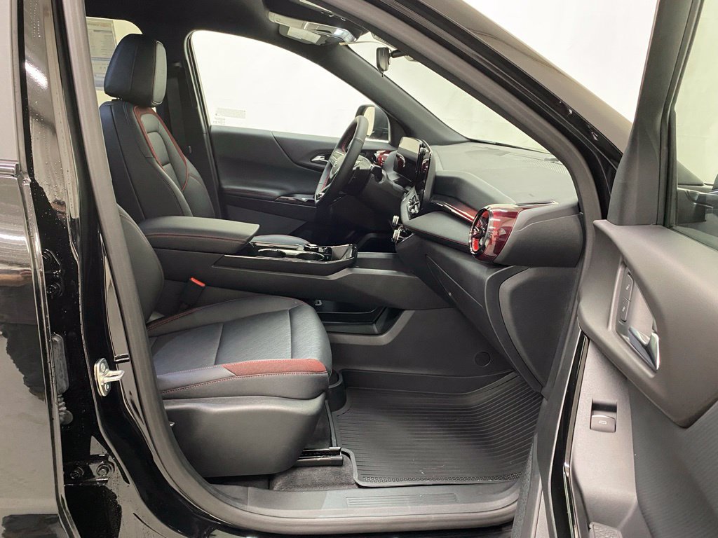 New 2027 Chevrolet Equinox RS w/ LPO, Floor Liner Package AWD/4WD image 15