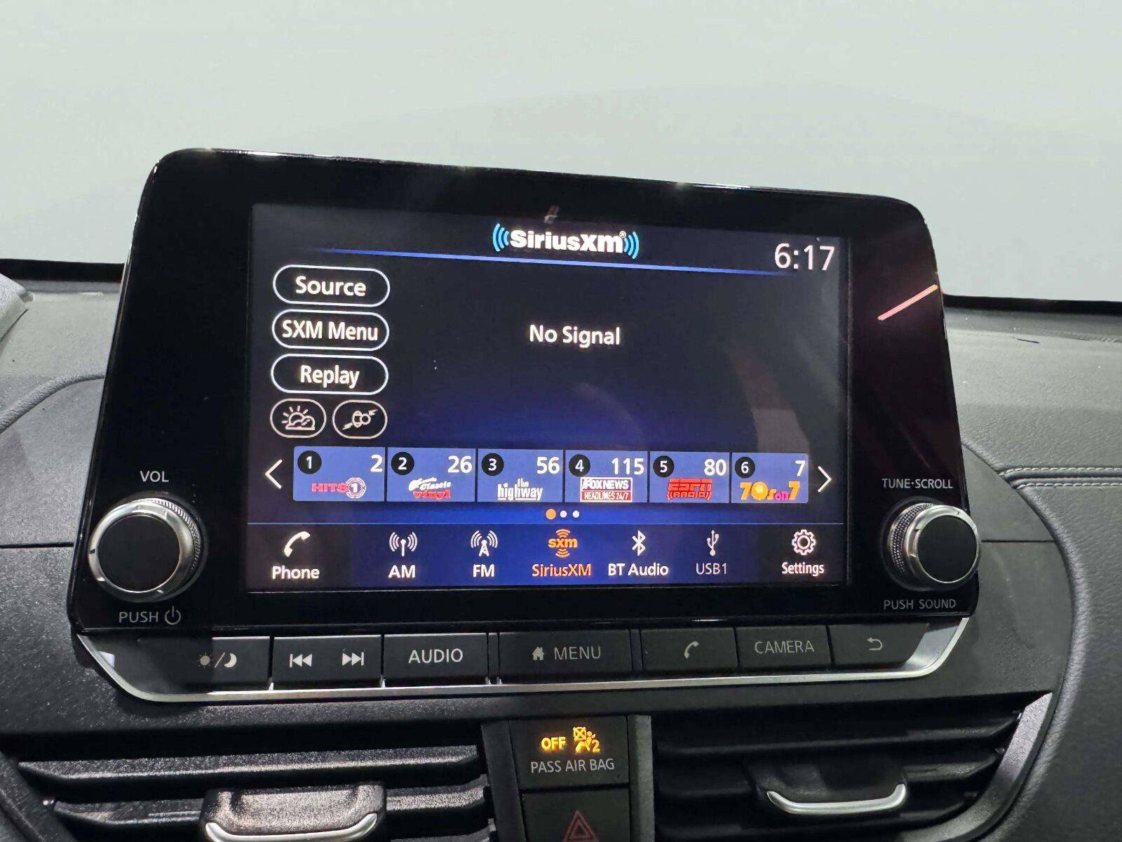 Used 2019 Nissan Altima 2.5 SV AWD/4WD image 22