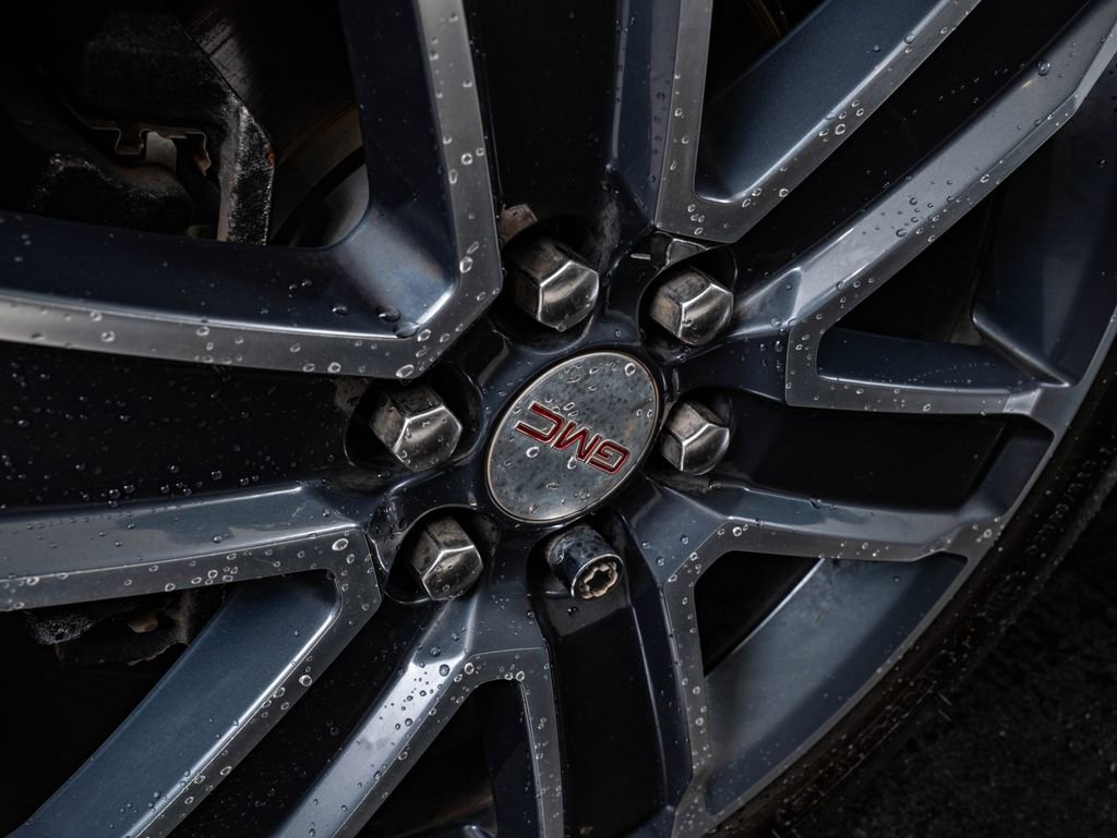 Used 2020 GMC Acadia SLT FWD image 8