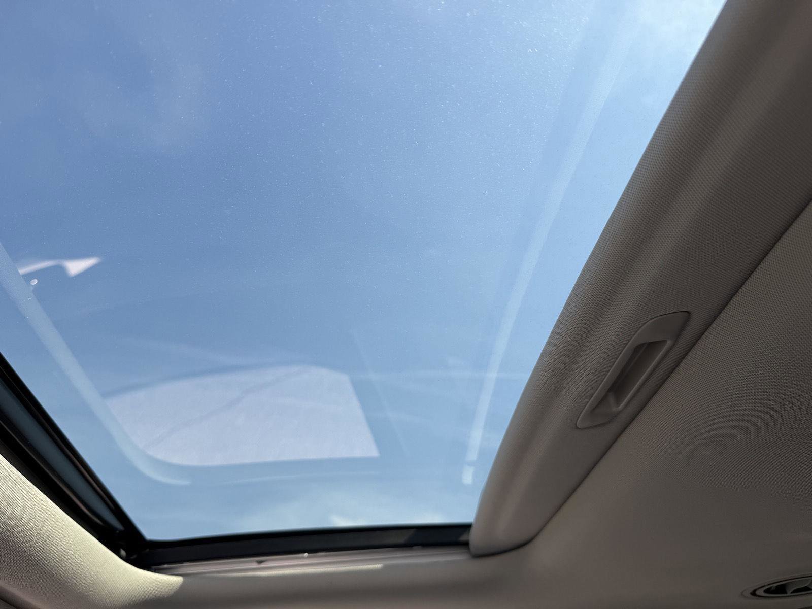 Used 2024 Kia Telluride SX w/ Towing Package image 13