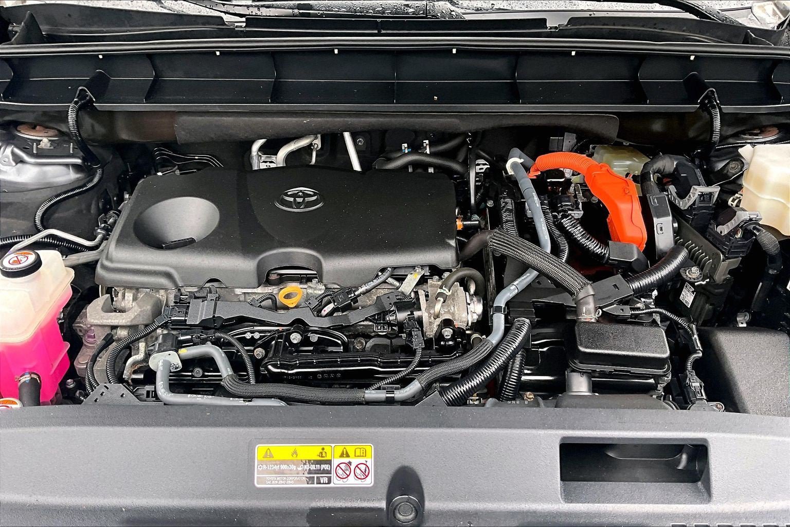 Used 2023 Toyota Highlander XLE AWD/4WD image 10