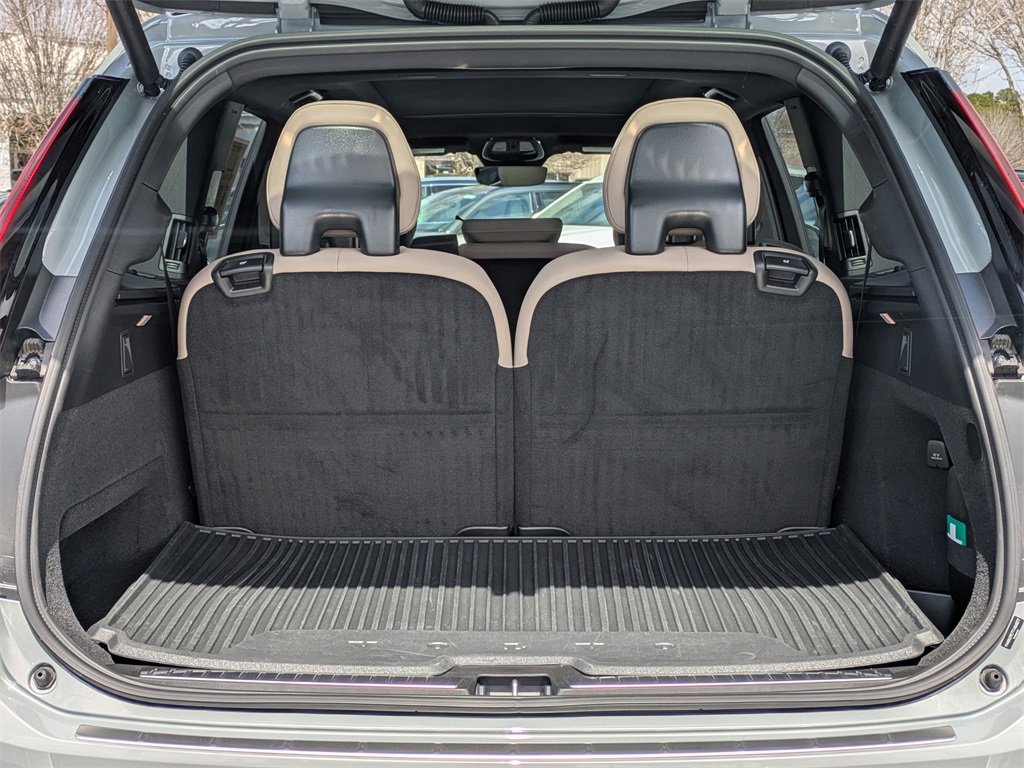 Certified 2026 Volvo XC90 B6 Plus w/ Protection Package Premier image 13