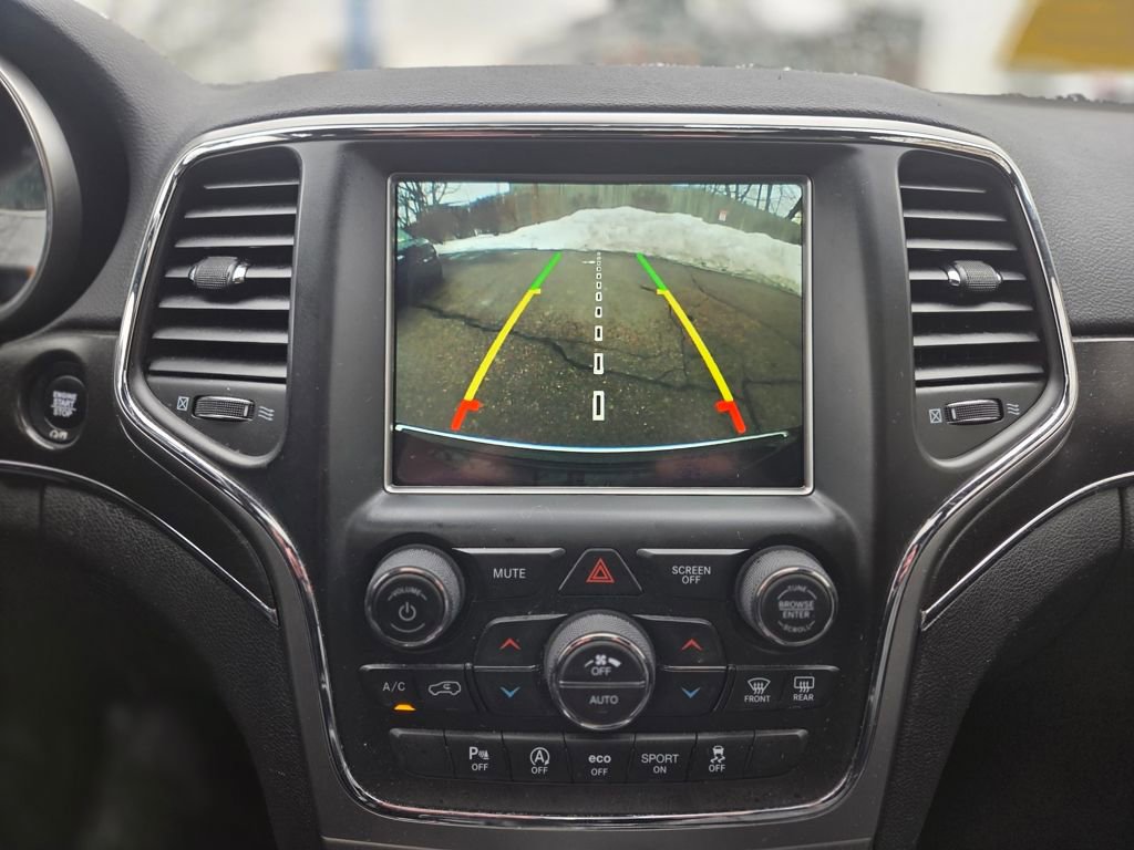 Used 2018 Jeep Grand Cherokee Limited image 16