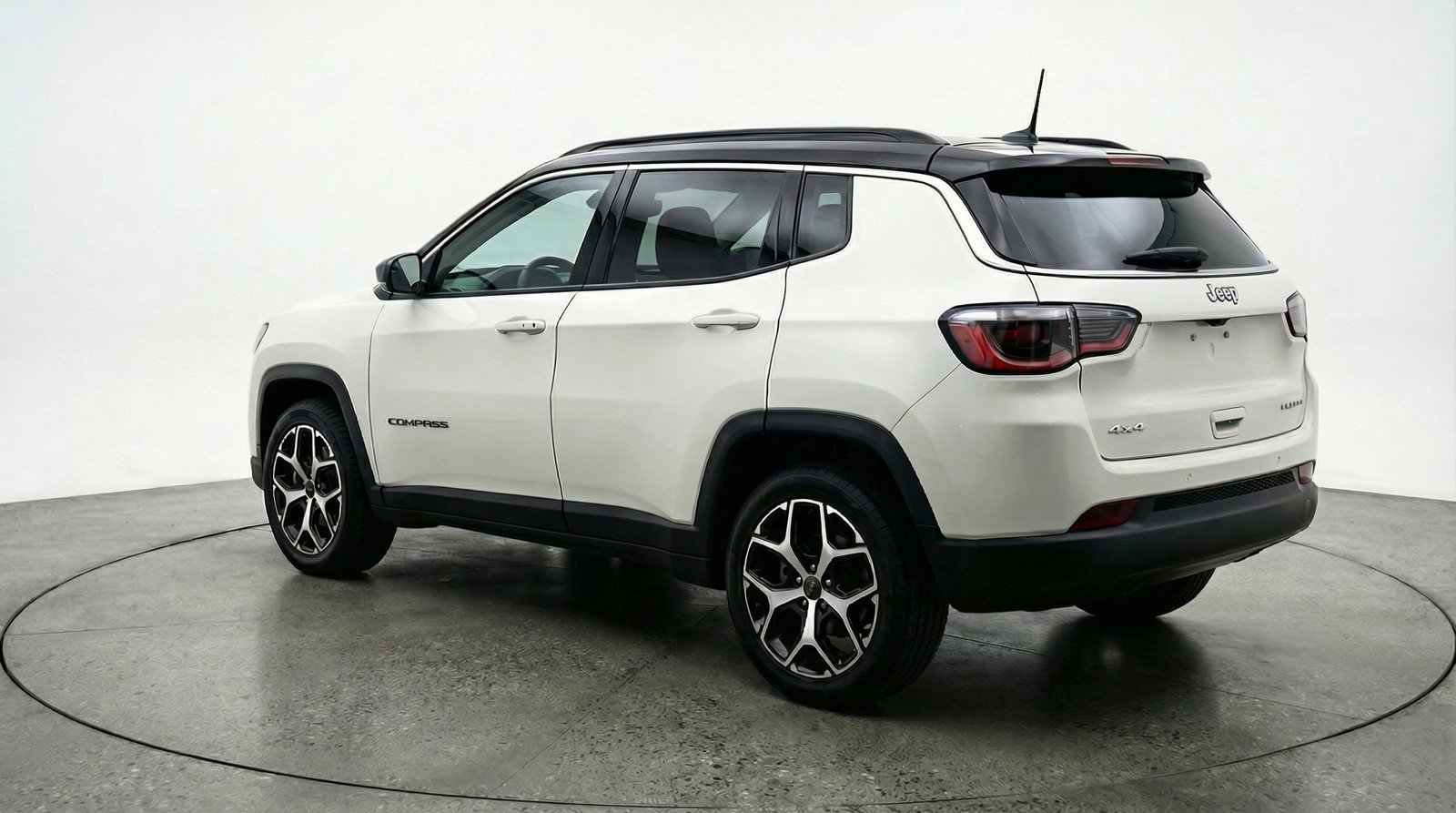 Used 2025 Jeep Compass Limited image 6