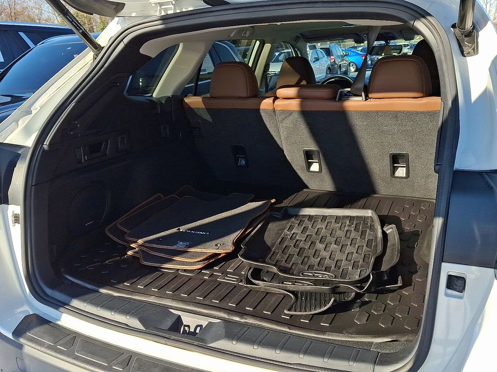 Used 2022 Subaru Outback Touring image 28