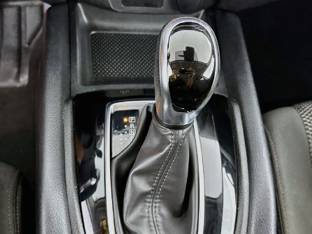 Used 2021 Nissan Rogue Sport SV FWD image 17
