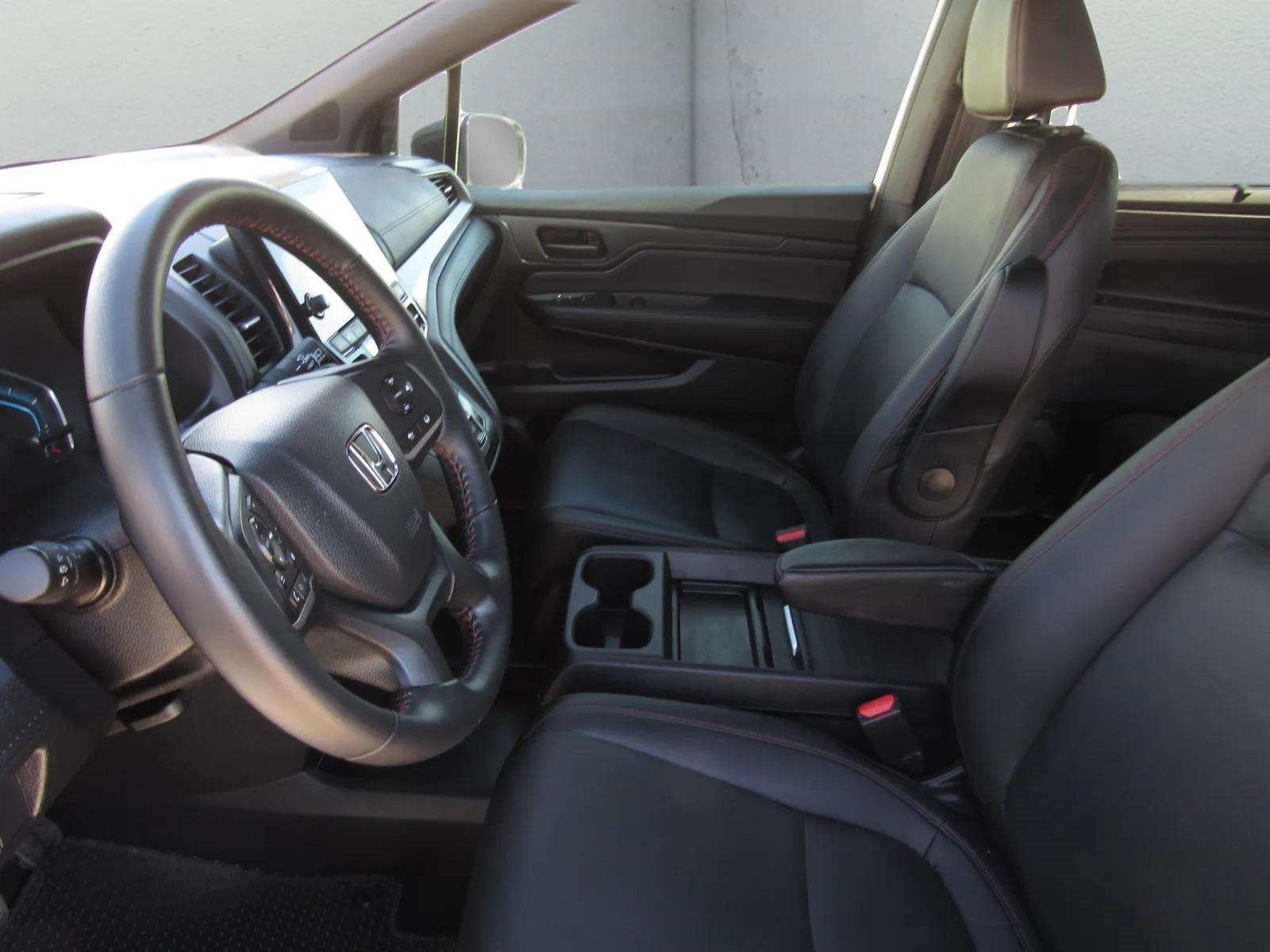 Certified 2024 Honda Odyssey Sport image 17