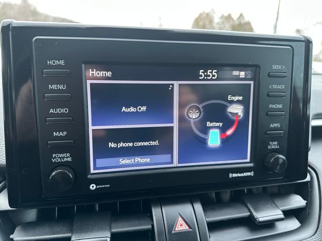 Used 2022 Toyota RAV4 LE image 15