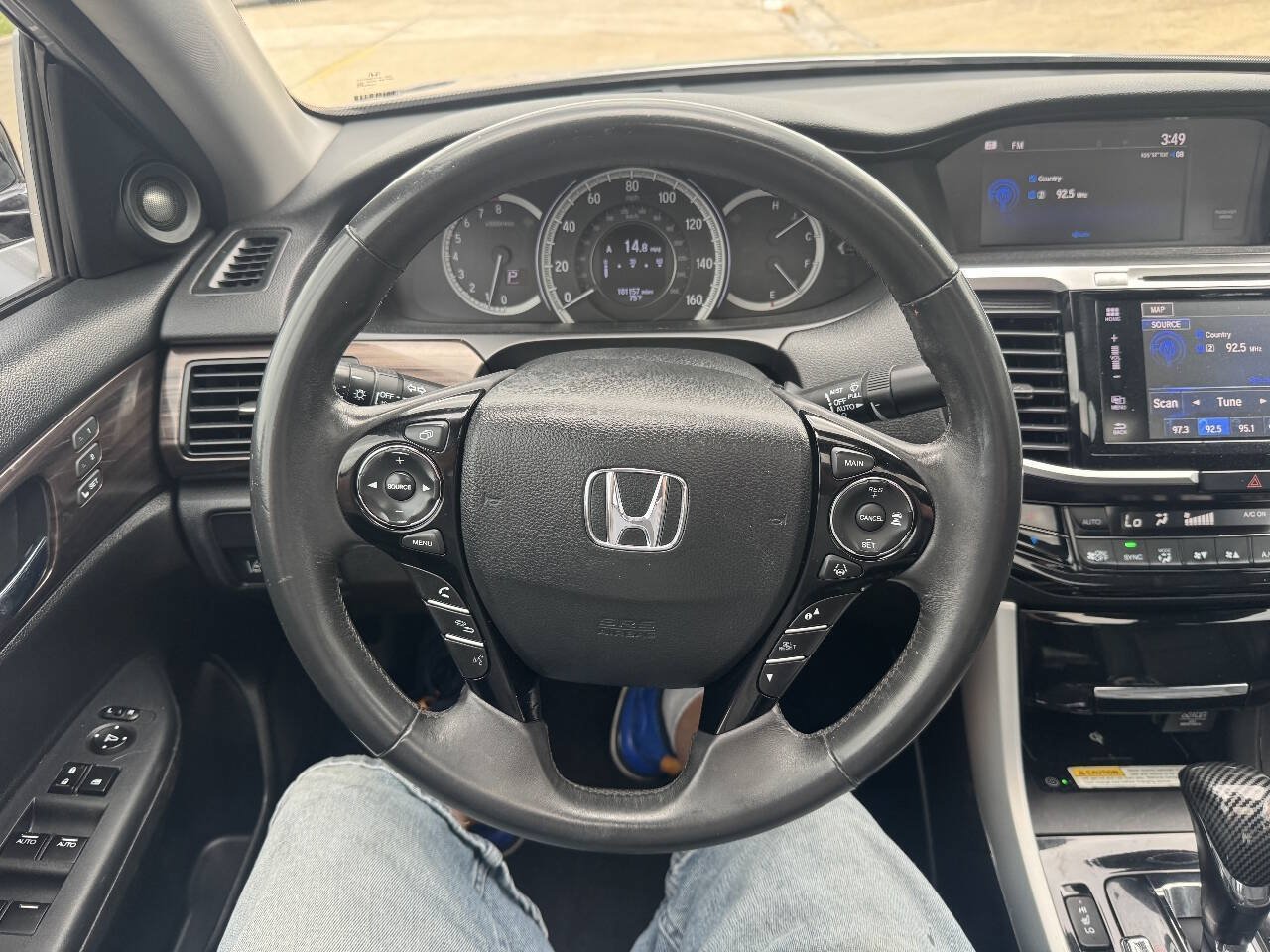Used 2016 Honda Accord Touring image 18