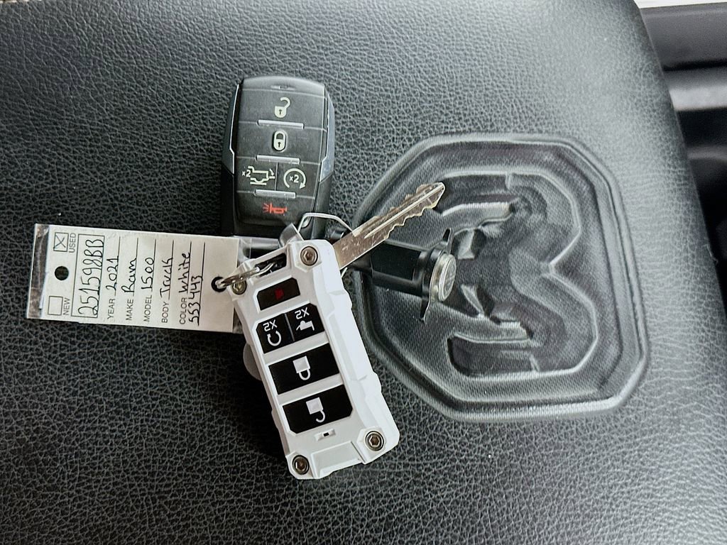 Used 2021 RAM 1500 Laramie AWD/4WD image 35