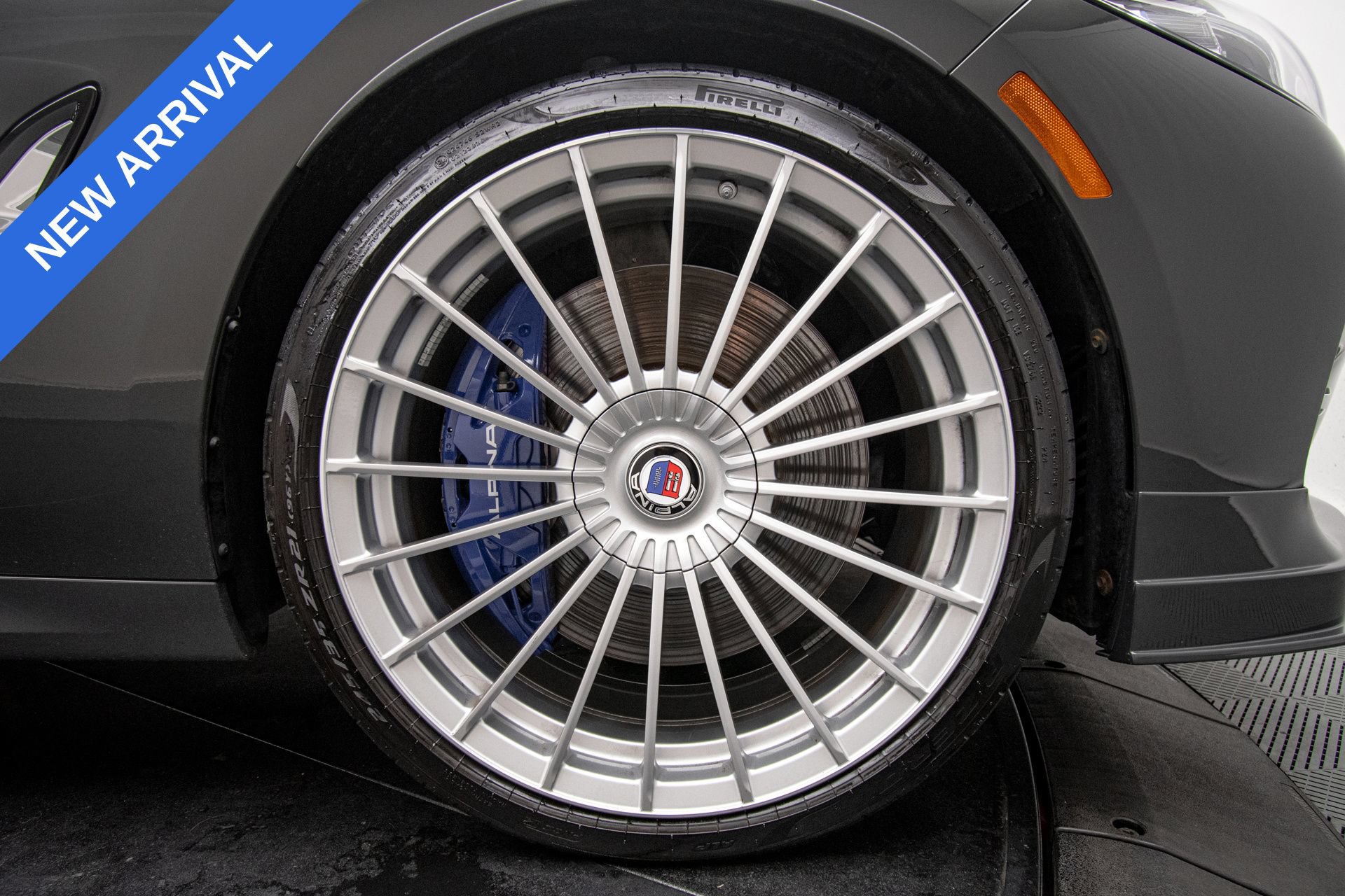 Used 2024 BMW ALPINA B8 xDrive Gran Coupe AWD/4WD image 40
