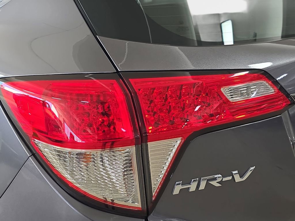 Used 2021 Honda HR-V LX image 31