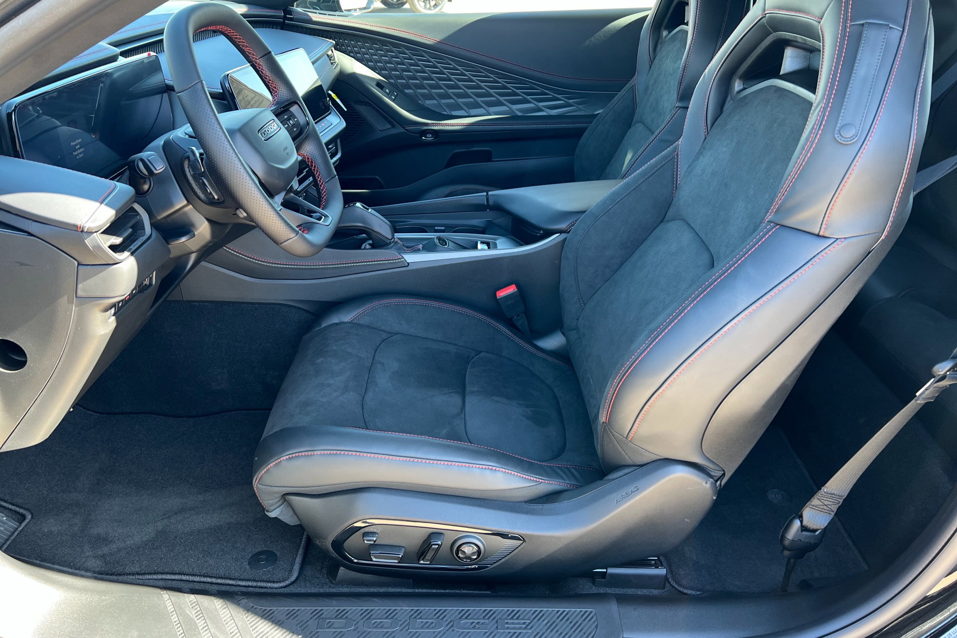 New 2025 Dodge Charger Scat Pack w/ Track Pack image 17