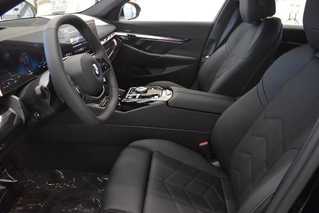 New 2027 BMW 530i xDrive w/ Premium Package AWD/4WD image 22