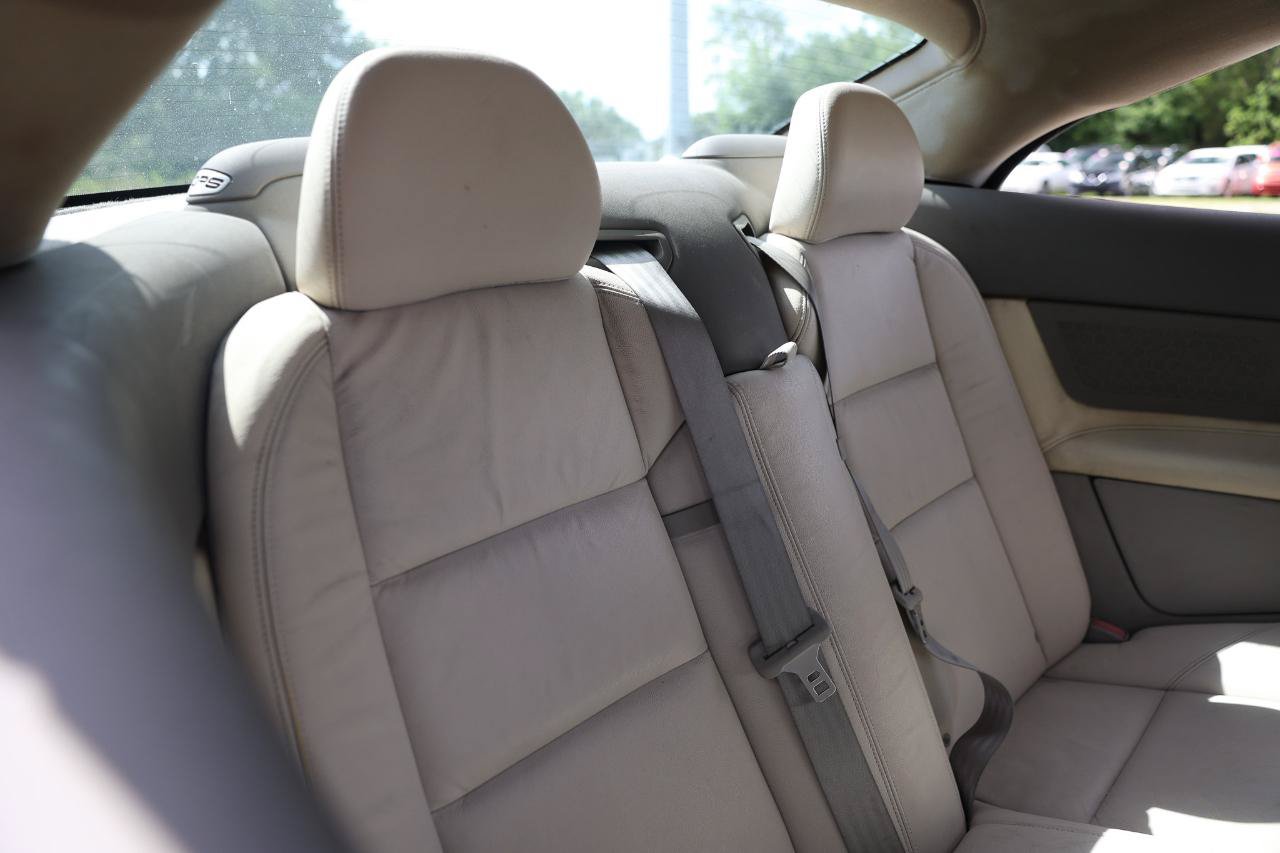 Used 2008 Volvo C70 T5 FWD image 14