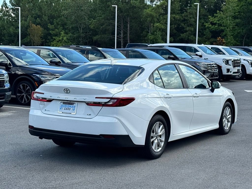 Used 2025 Toyota Camry LE FWD image 8