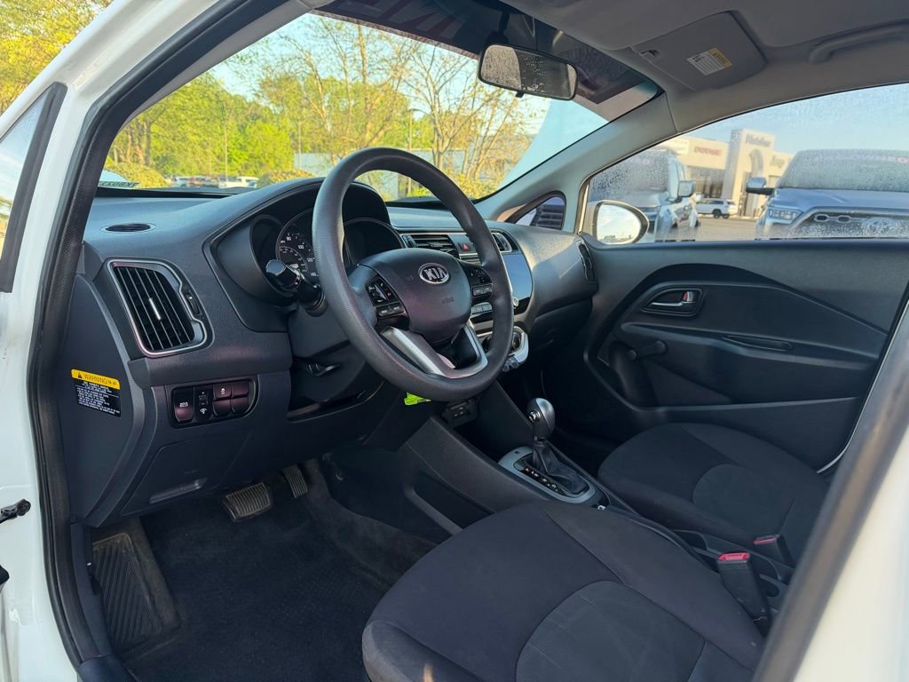 Used 2016 Kia Rio LX image 9
