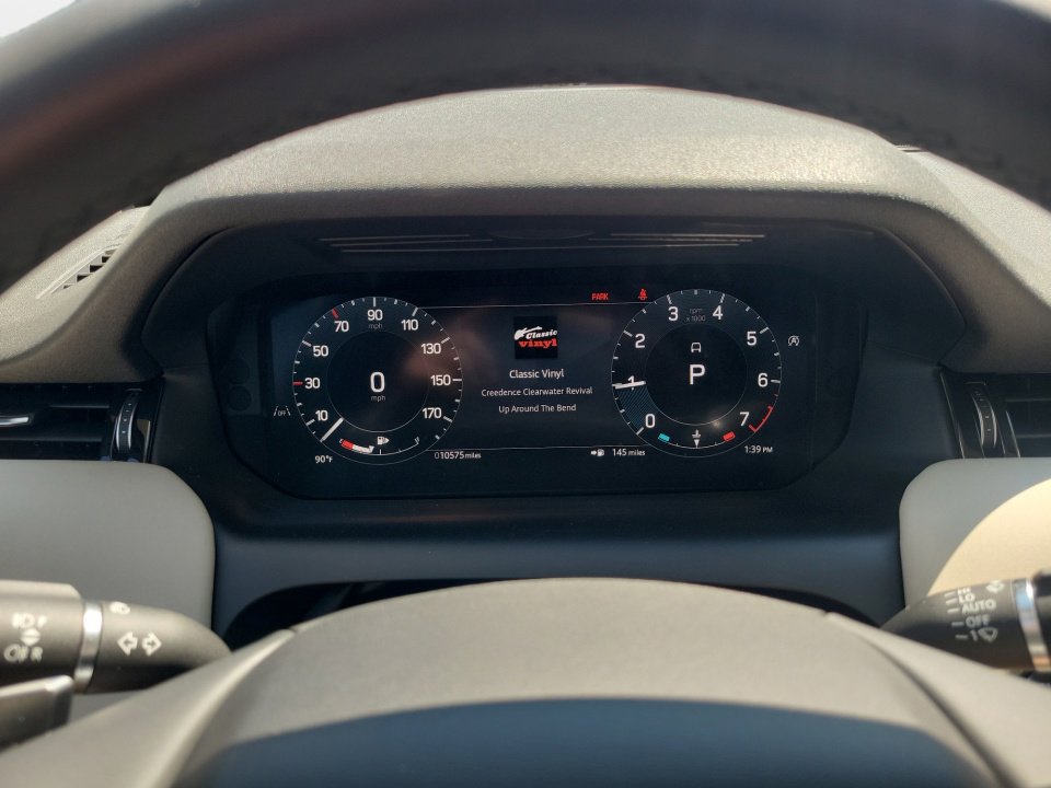 Used 2024 Land Rover Discovery Sport S image 13