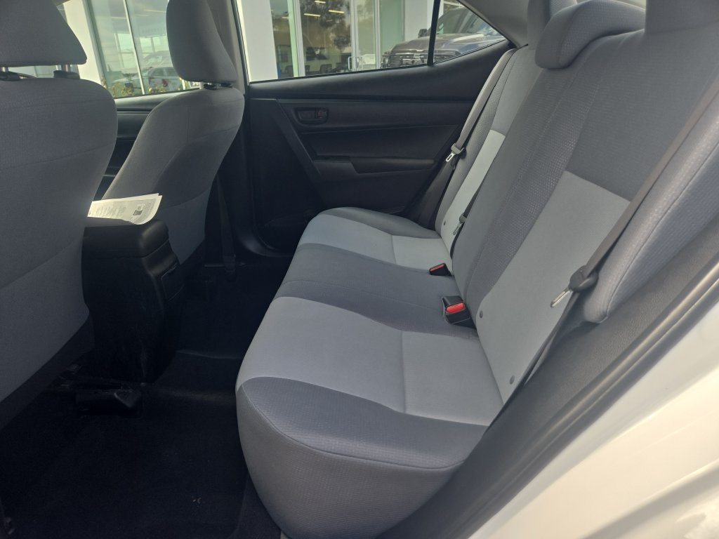 Used 2017 Toyota Corolla L w/ Carpet Mat Package (TMS) FWD image 20