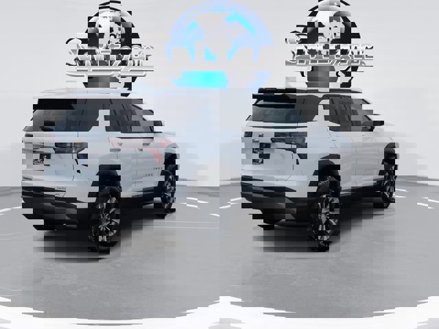 New 2026 Chevrolet Equinox LT image 8