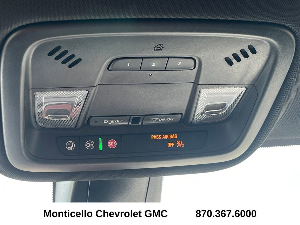 Used 2023 Chevrolet Traverse LT FWD image 20