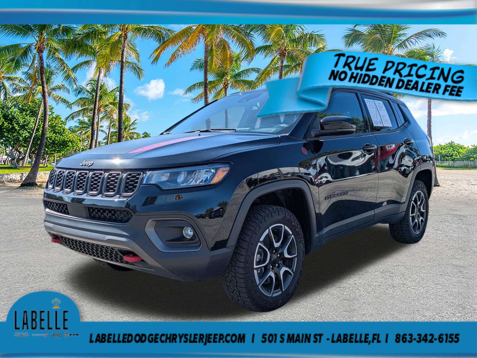 Used 2024 Jeep Compass Trailhawk AWD/4WD image 9