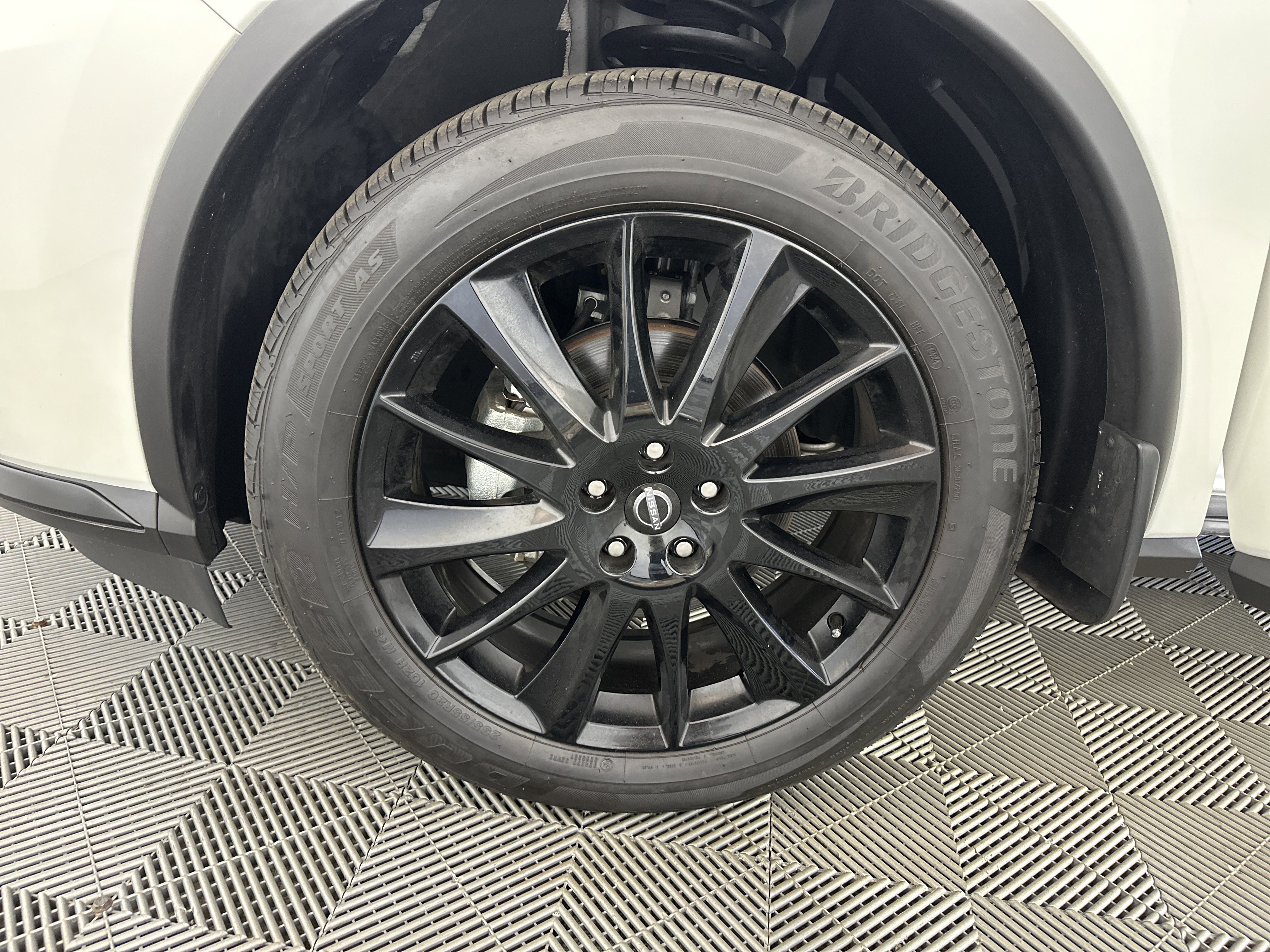 Used 2024 Nissan Murano SV w/ SV Midnight Edition Package image 13