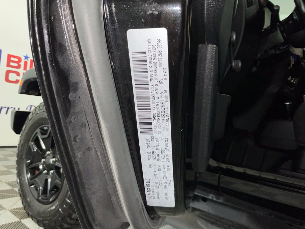 Used 2016 Jeep Wrangler Sport AWD/4WD image 23
