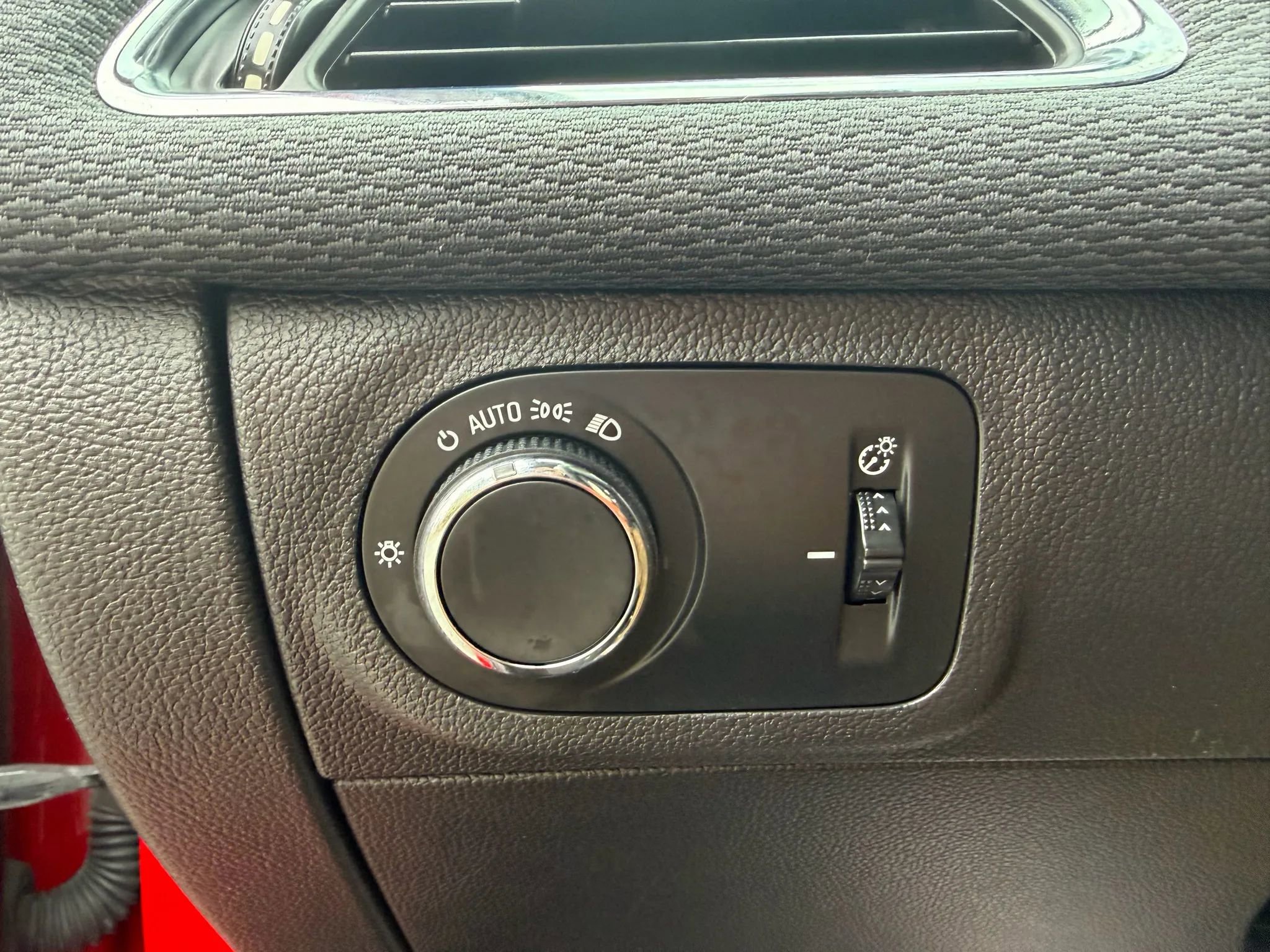 Used 2017 Chevrolet Cruze LS image 16