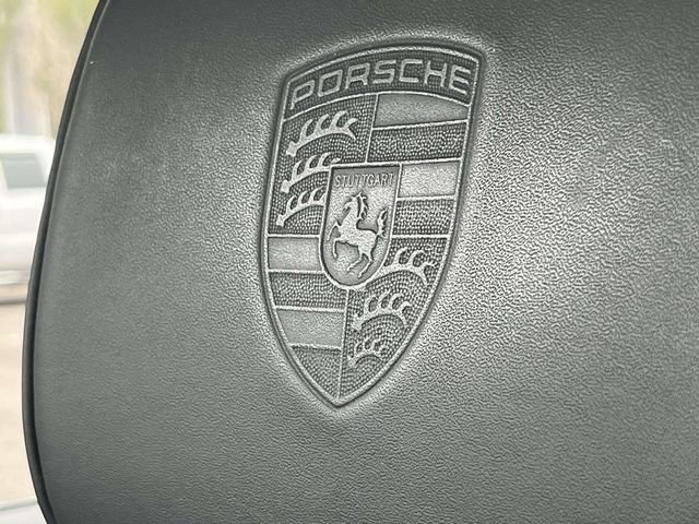 Used 2020 Porsche Macan Turbo image 29