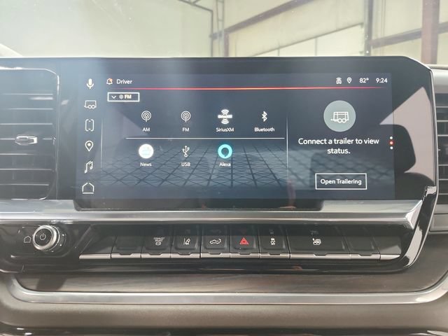 Used 2025 GMC Sierra 2500 SLT w/ SLT Convenience Package AWD/4WD image 28